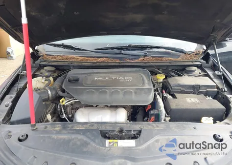 2015 Chrysler 200 S из США, поврежденный, VIN 1C3CCCBB7FN680211